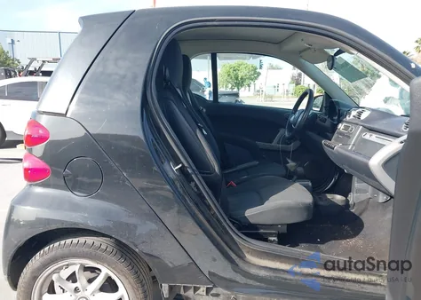 2013 Smart Fortwo Pure из США, поврежденный, VIN WMEEJ3BA4DK595876